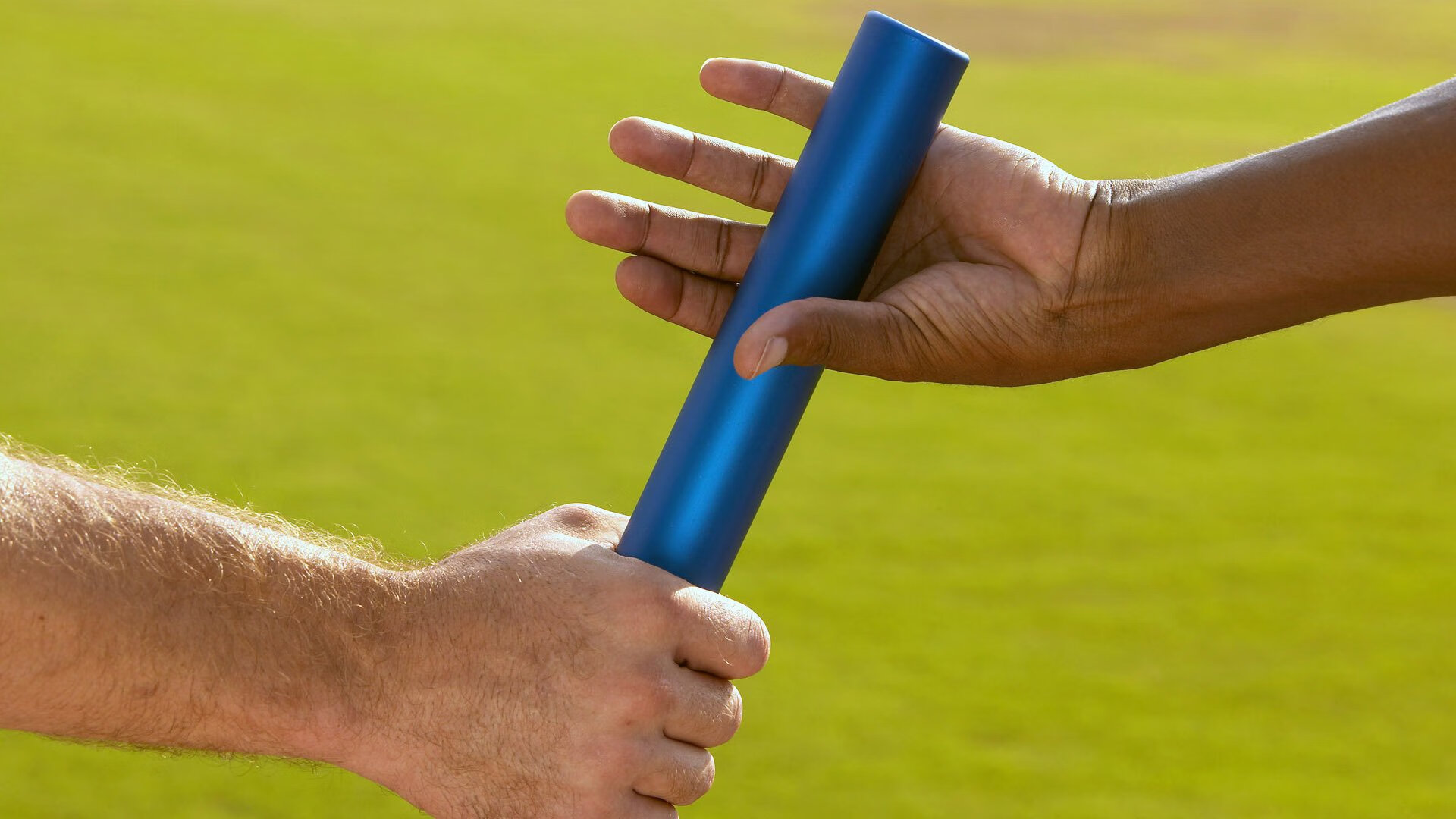 开云中国-赛场上最动人的瞬间：欧冠中的感人情感时刻，欧冠语录