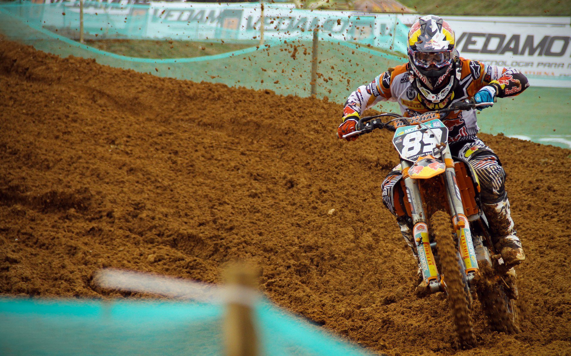 高明的应变：比赛中突发状况的巧妙应对